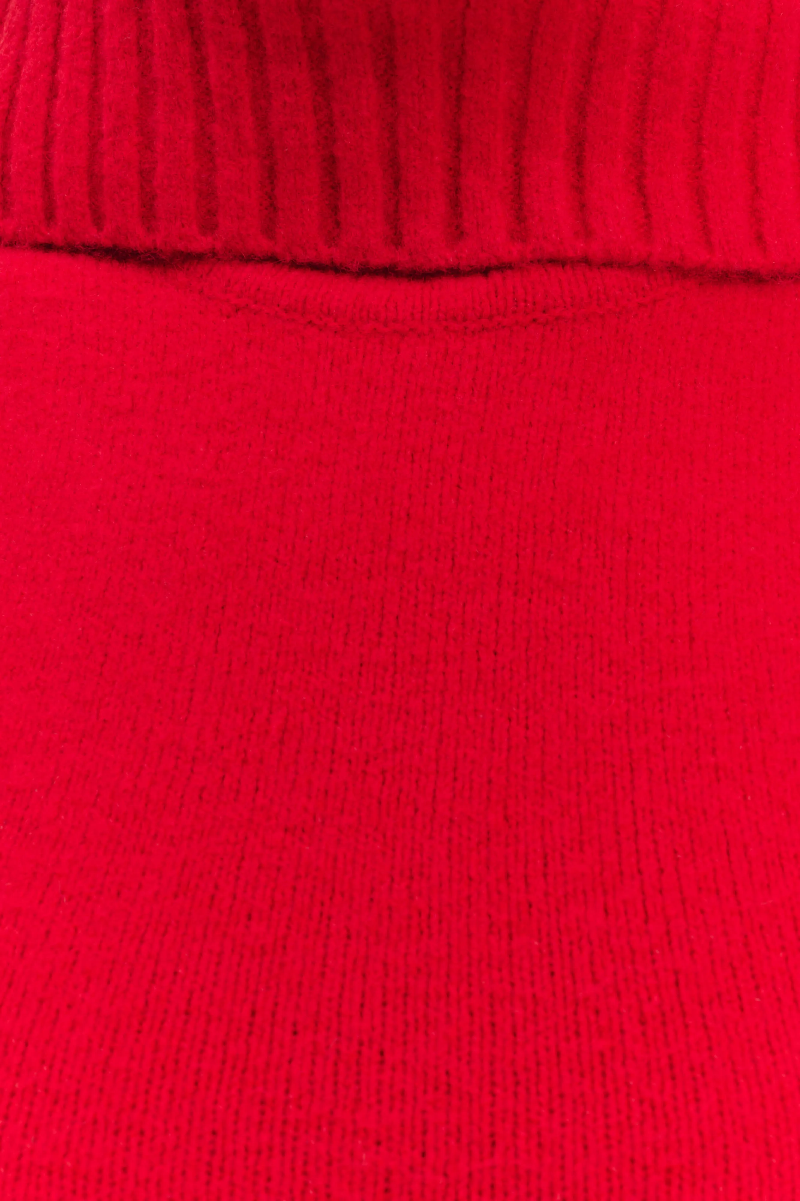 Elise Roll Neck Knit Top - Red