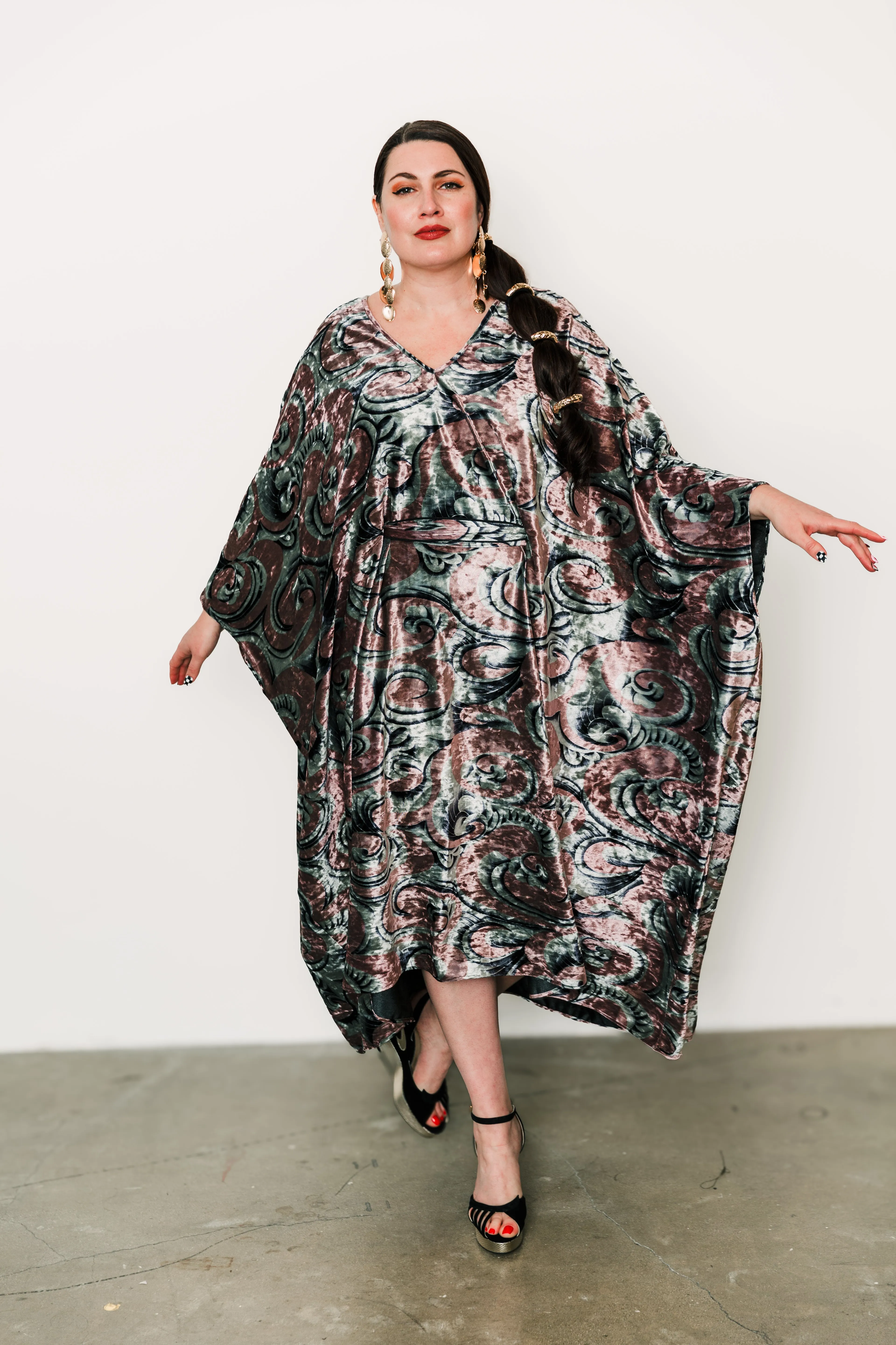 Kaftan in "Swirl Velvet" (Midi)