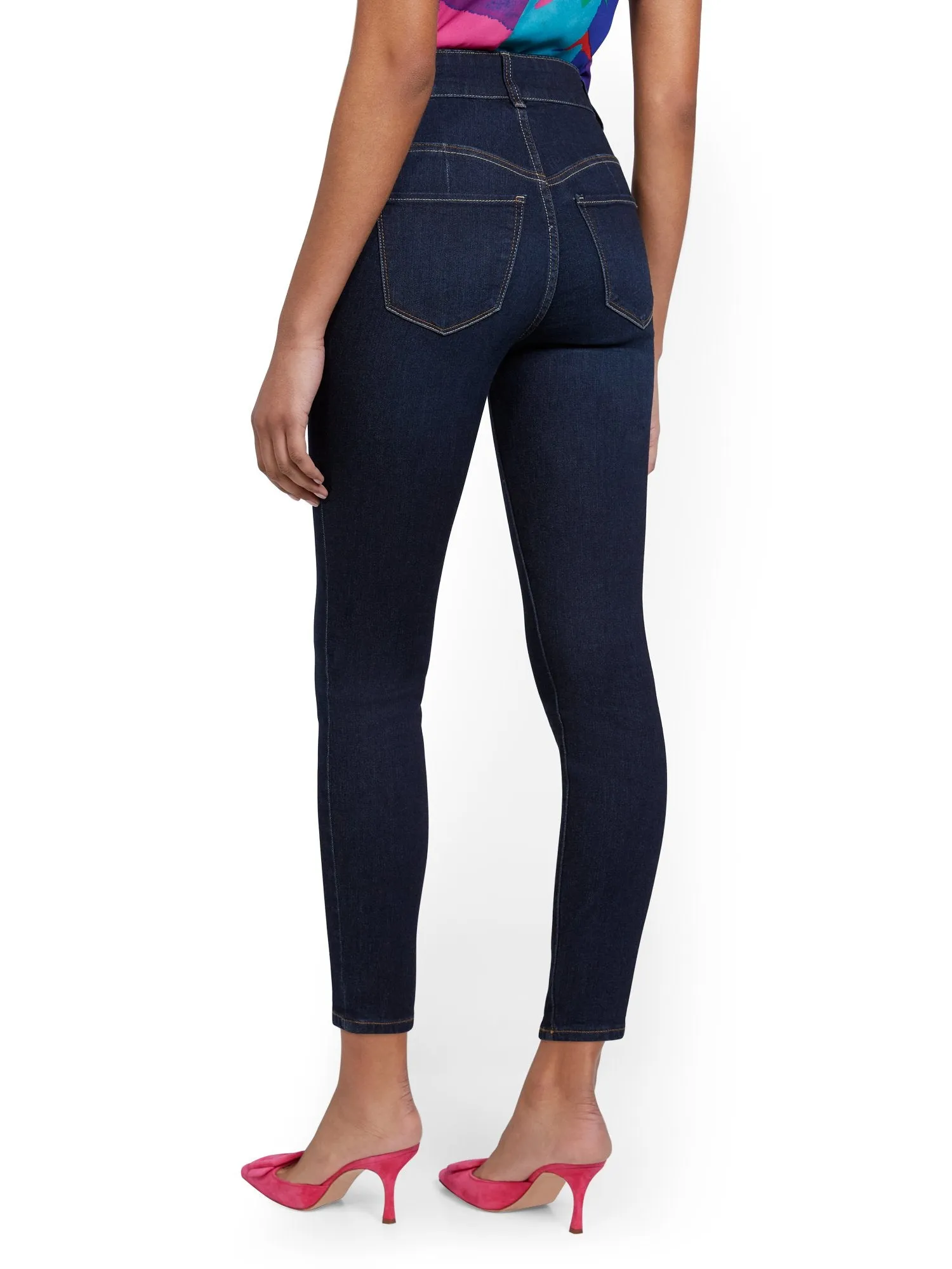 Mya Curvy Super High-Waisted Sculpting No Gap Super-Skinny Ankle Jeans