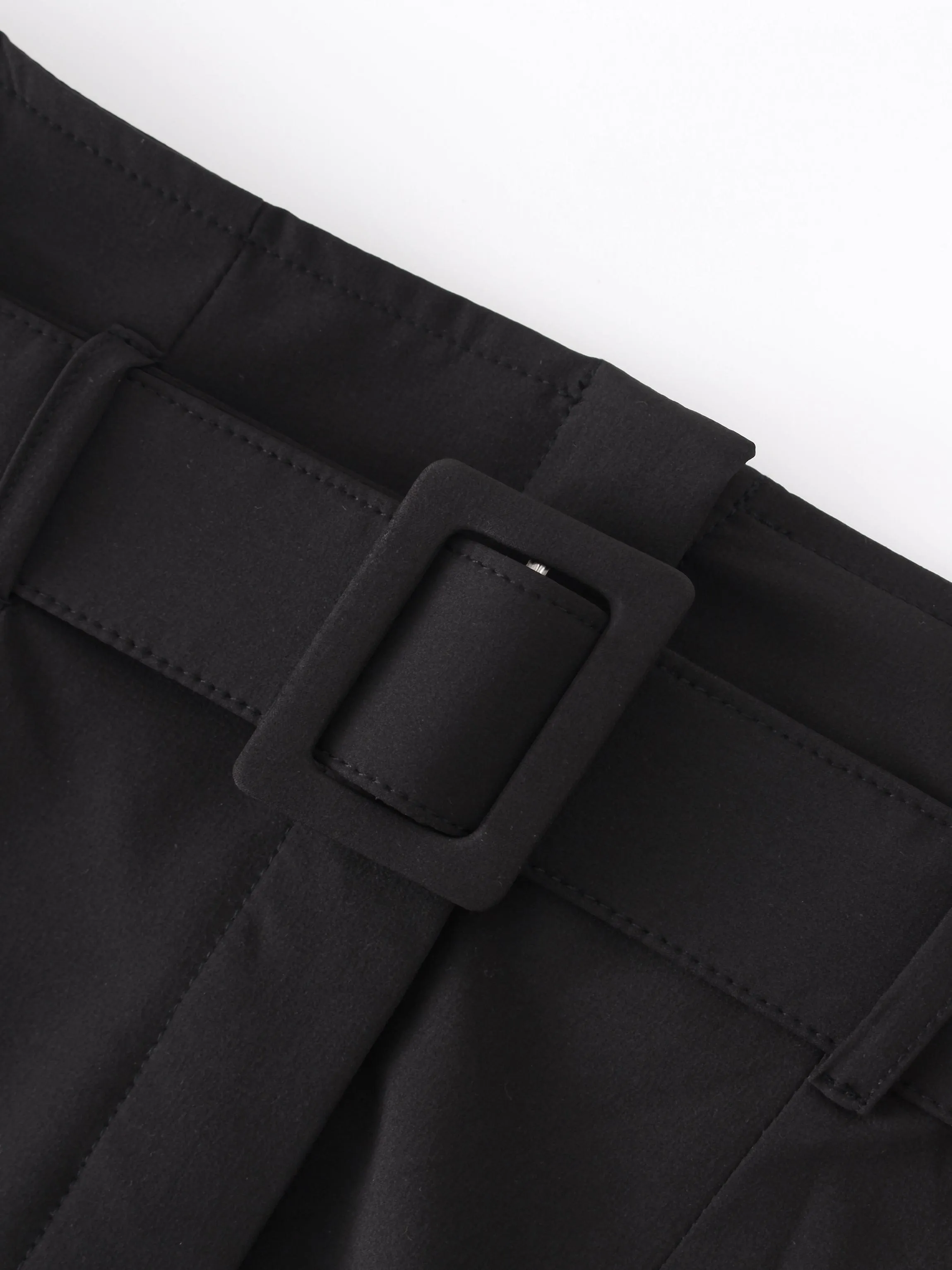 Pintuck Pocket Skirt-Black