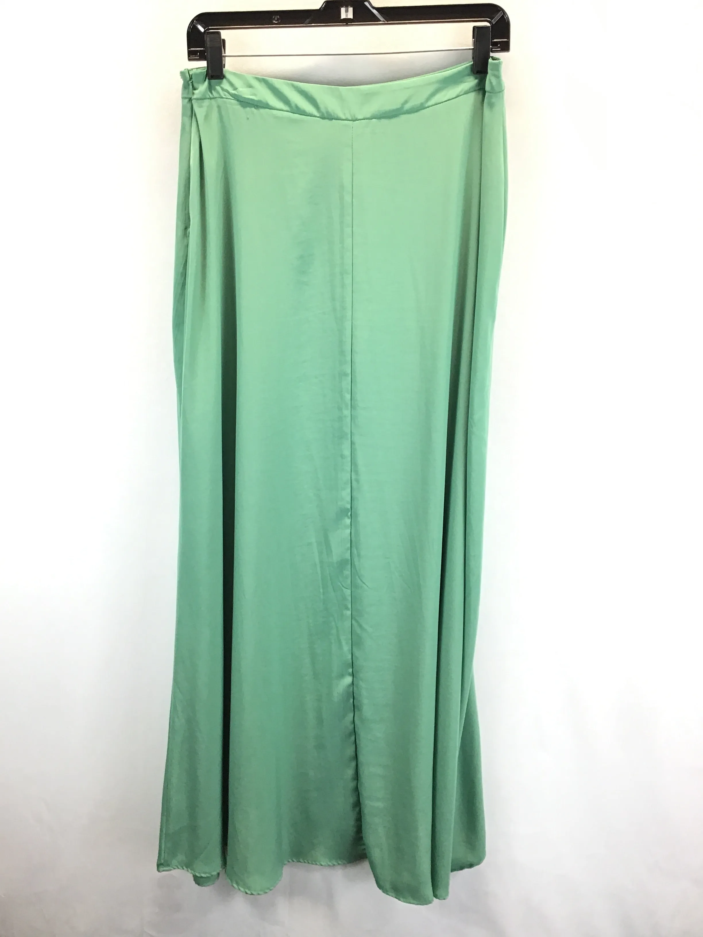 Skirt Maxi By Clothes Mentor In Green, Size: M