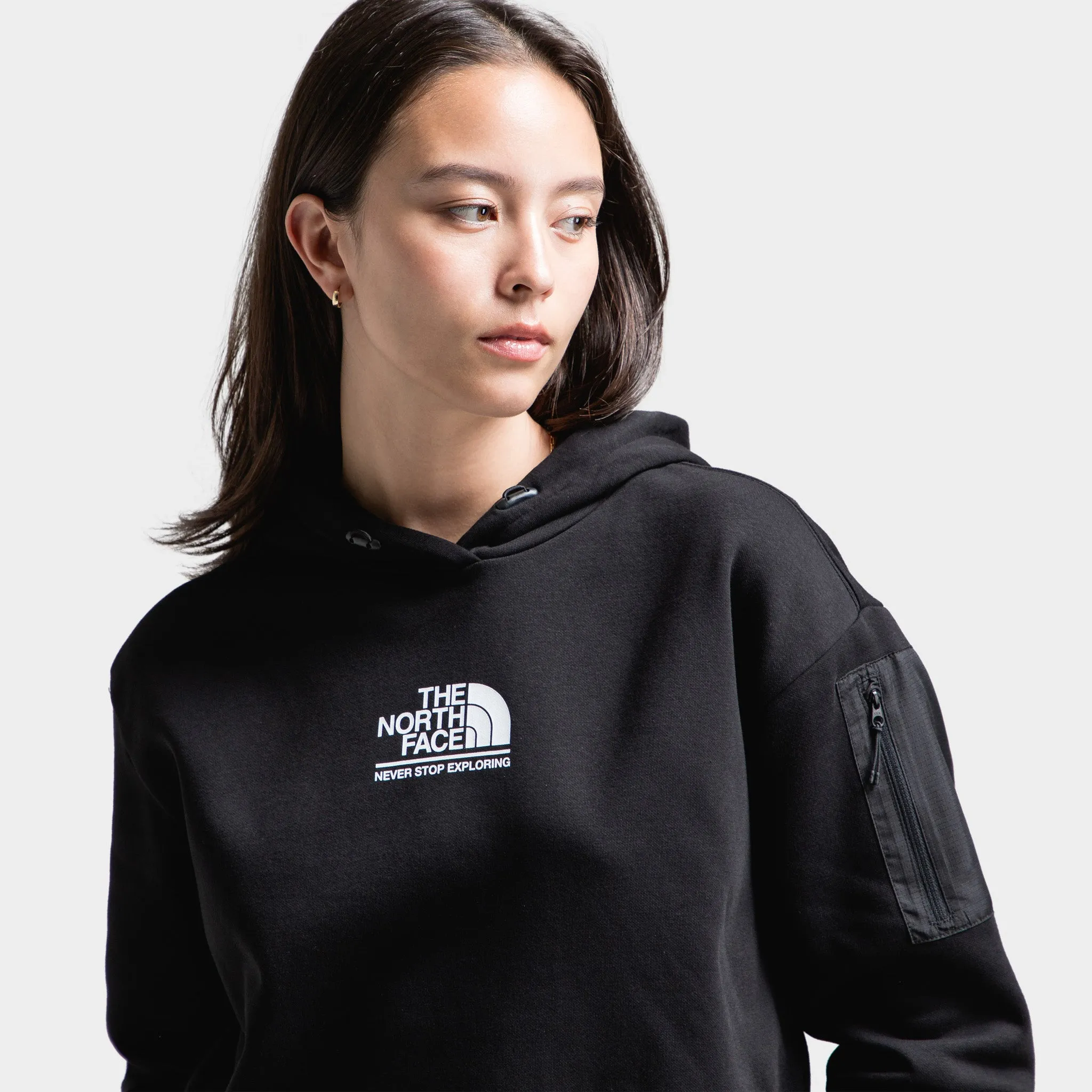 The North Face Women's Gaspra Pullover Hoodie / TNF Black