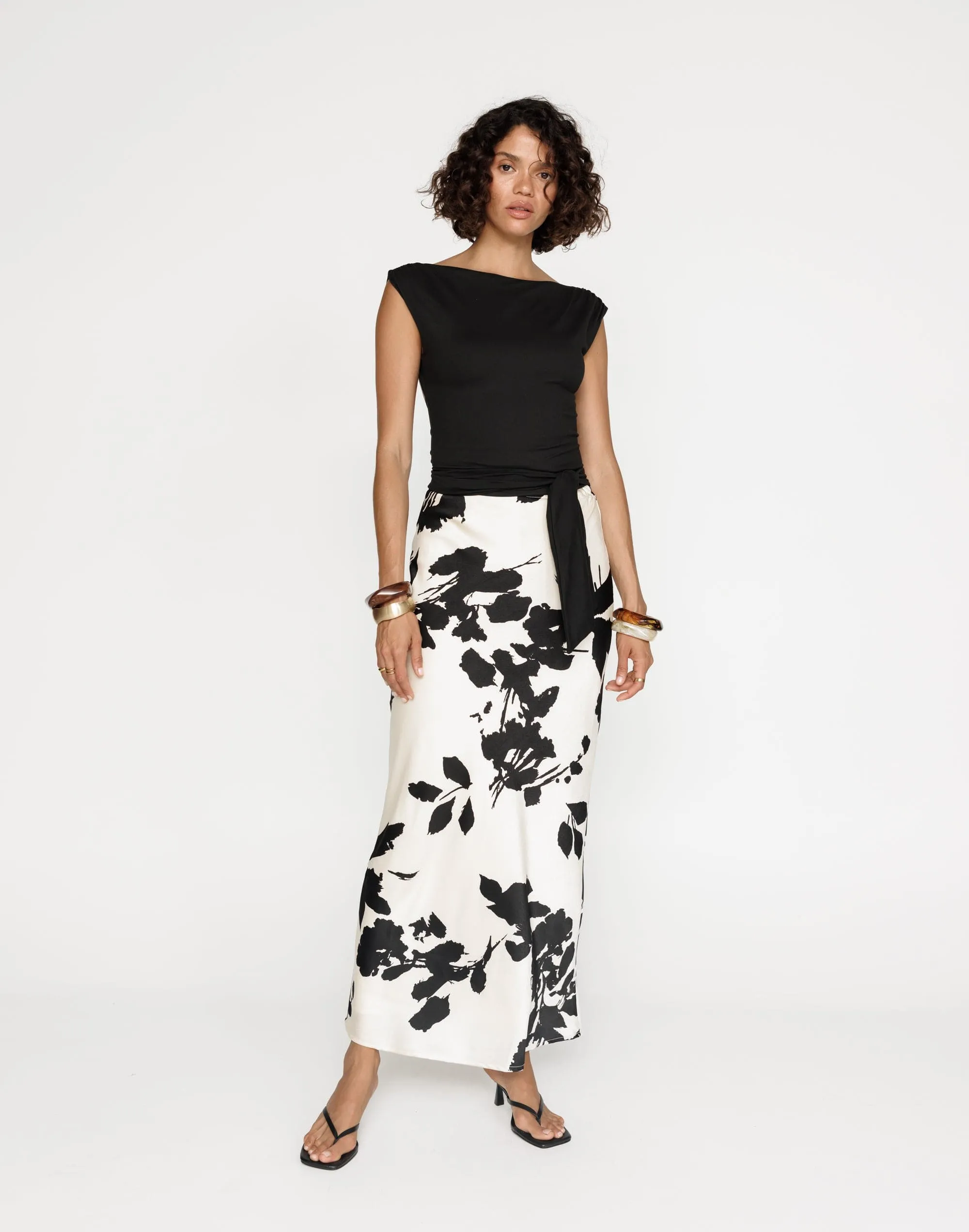 Zaya Maxi Skirt (Noir Bloom)